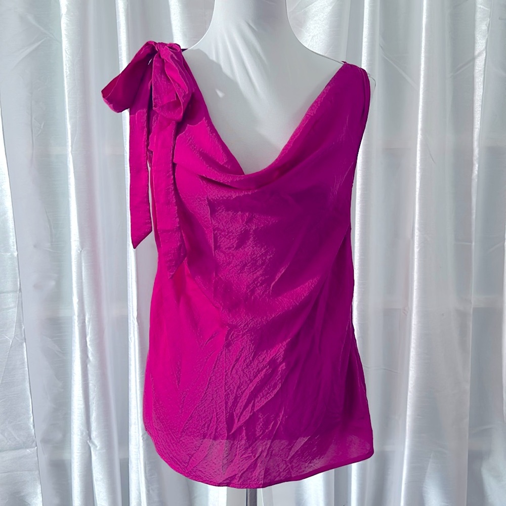⚡️3/$25 Old Navy Sleeveless Blouse Sz M/Fuchia